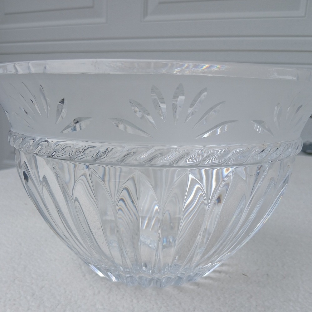 Cristal D' Arques "Carthage" Crystal Bowl Clear Frosted Leaf Rim Heavy